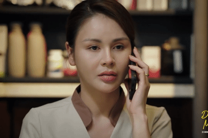 'Dịu dàng màu nắng' tập 19: Lan Anh hoảng hốt khi tình trẻ gọi điện quấy rối