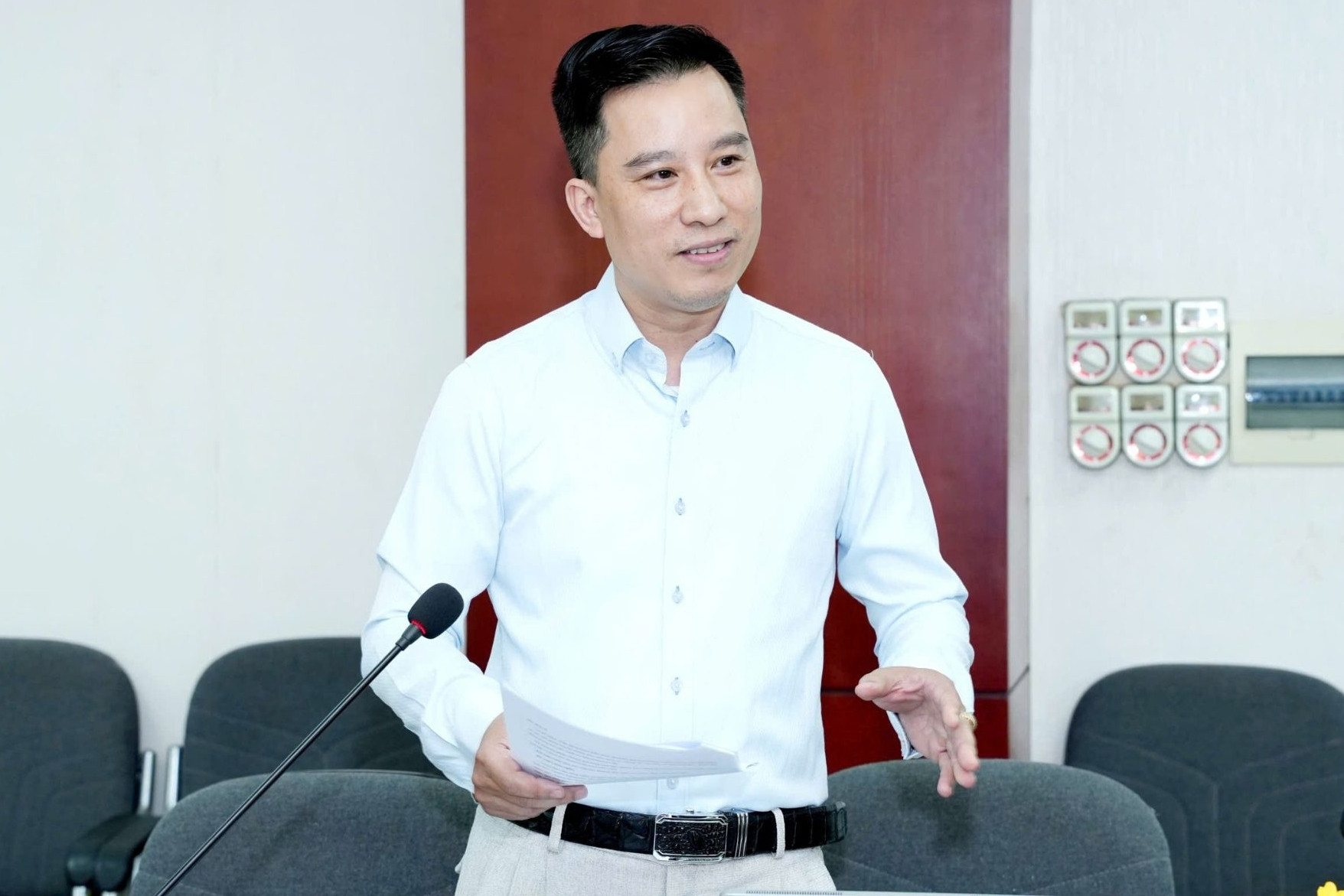 Gen Z tiếp cận thông tin bằng ChatGPT: Tương lai nào cho vai trò kiểm chứng thông tin?
