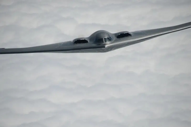 Lý do dàn oanh tạc cơ B-2 của Mỹ 'qua mặt' Iran thành công