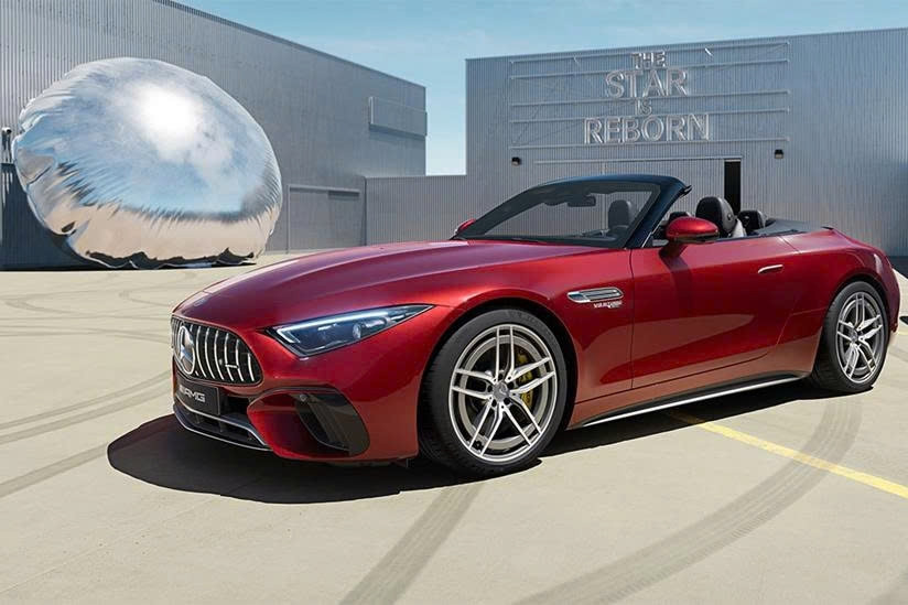 Mercedes-Benz trình diễn thời trang cao cấp tại triển lãm LiveRARE