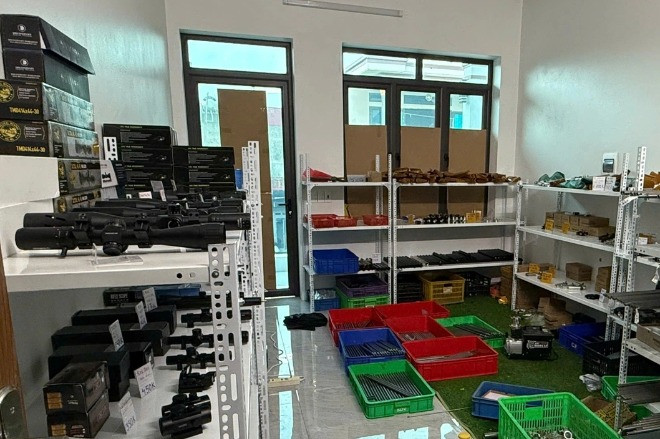 Thu 11 khẩu súng và hàng chục tấn linh kiện từ đường dây sản xuất, buôn bán vũ khí