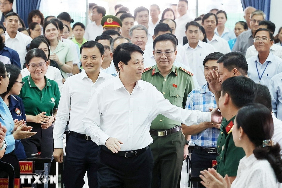 Chủ tịch nước: Bộ máy sau hợp nhất phải hoạt động hiệu quả hơn, thực sự gần dân