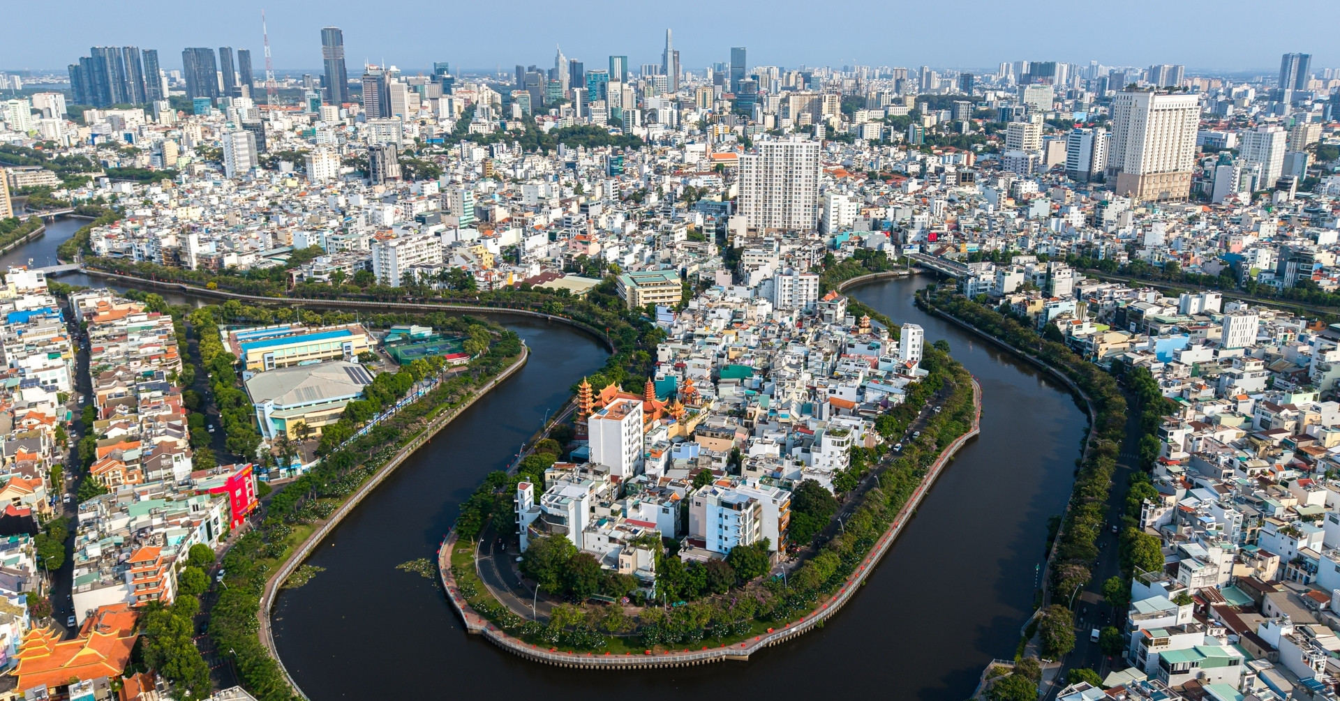 ‘Có 1 triệu tỷ đồng chi đầu tư phát triển để hỗ trợ mục tiêu tăng trưởng 8%’