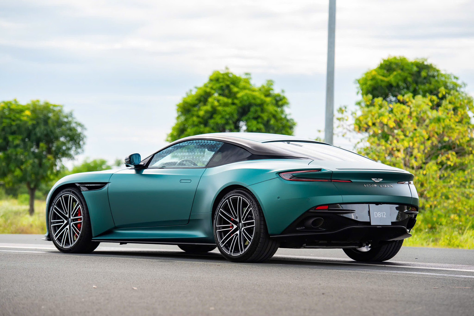 db12 2.jpg