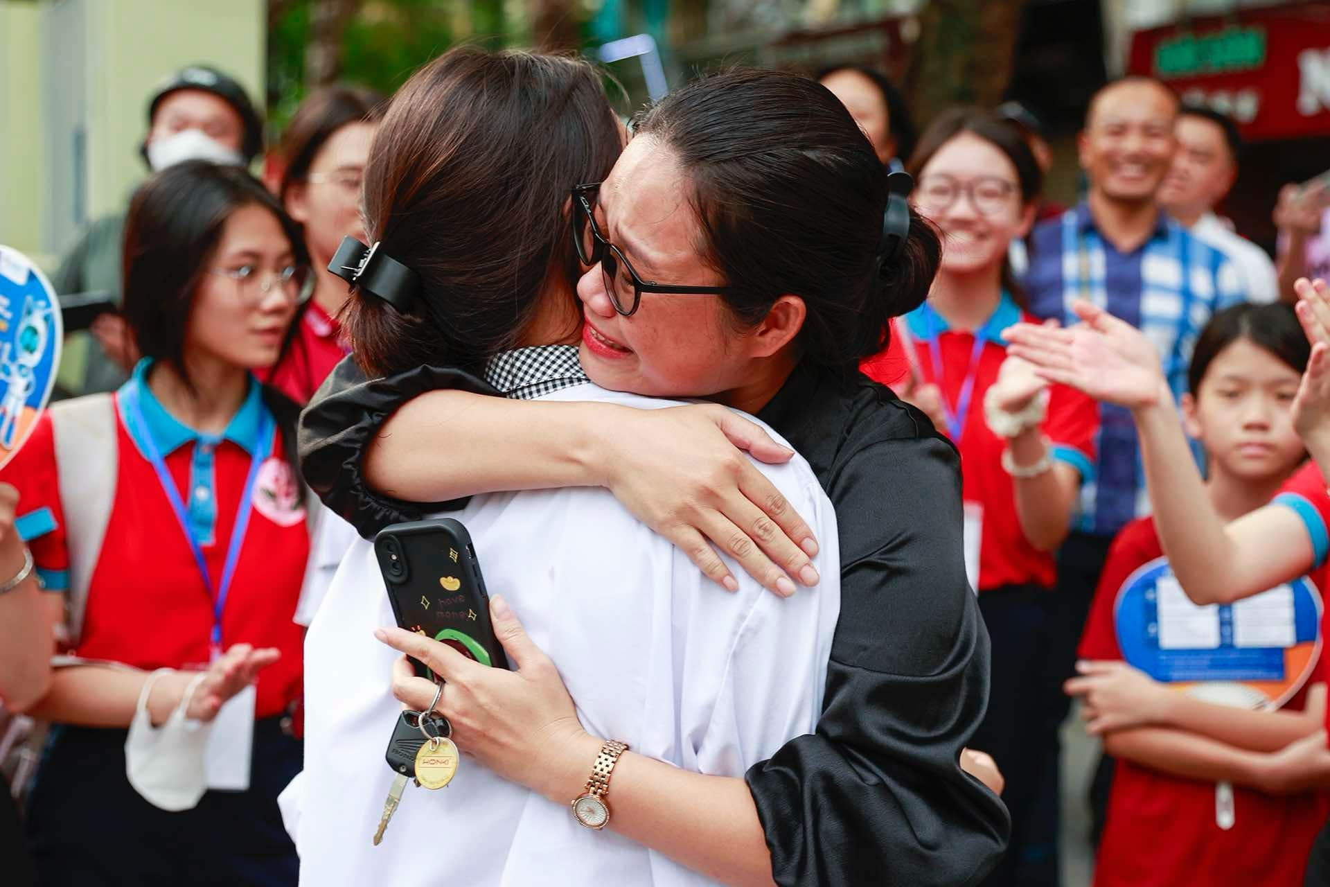 Đề môn Toán tốt nghiệp THPT 2025 có những câu hỏi mang tính 'sát thủ'