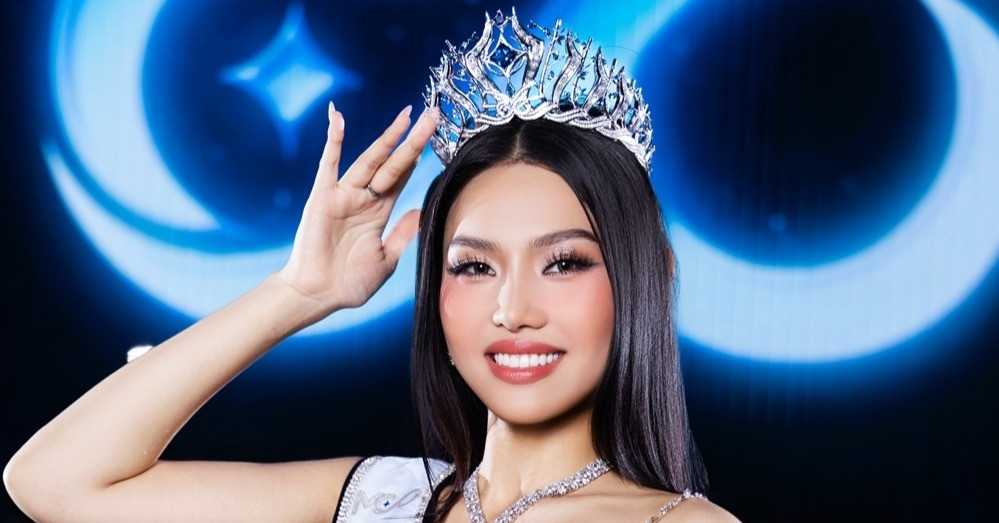 Bà ngoại bị nhầm là mẹ và chuyện hài hước đặc biệt về á hậu Đỗ Cẩm Ly