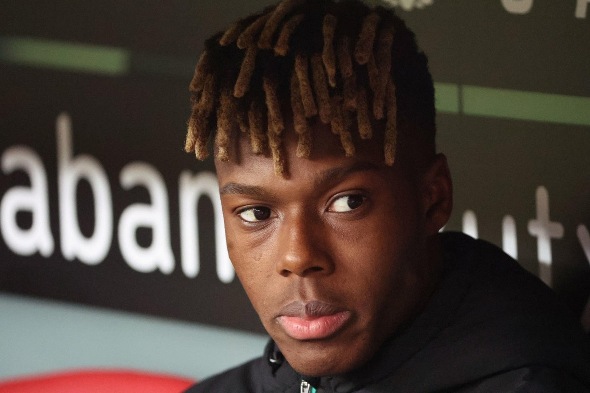 Nico Williams bị miệt thị vì muốn sang Barca