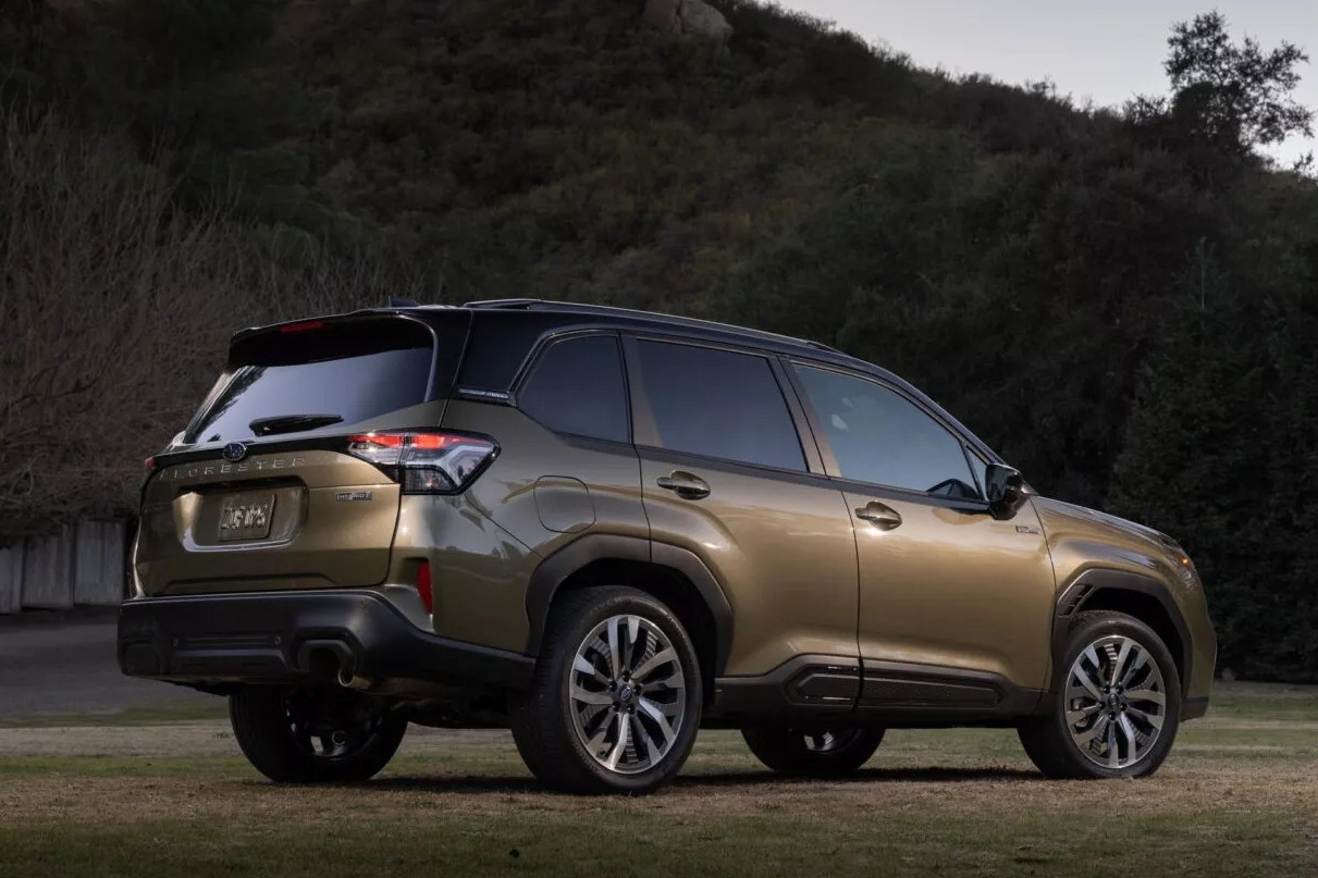 Subaru đang phải &apos;đánh cược&apos; tương lai của mình vào mẫu xe chủ lực này