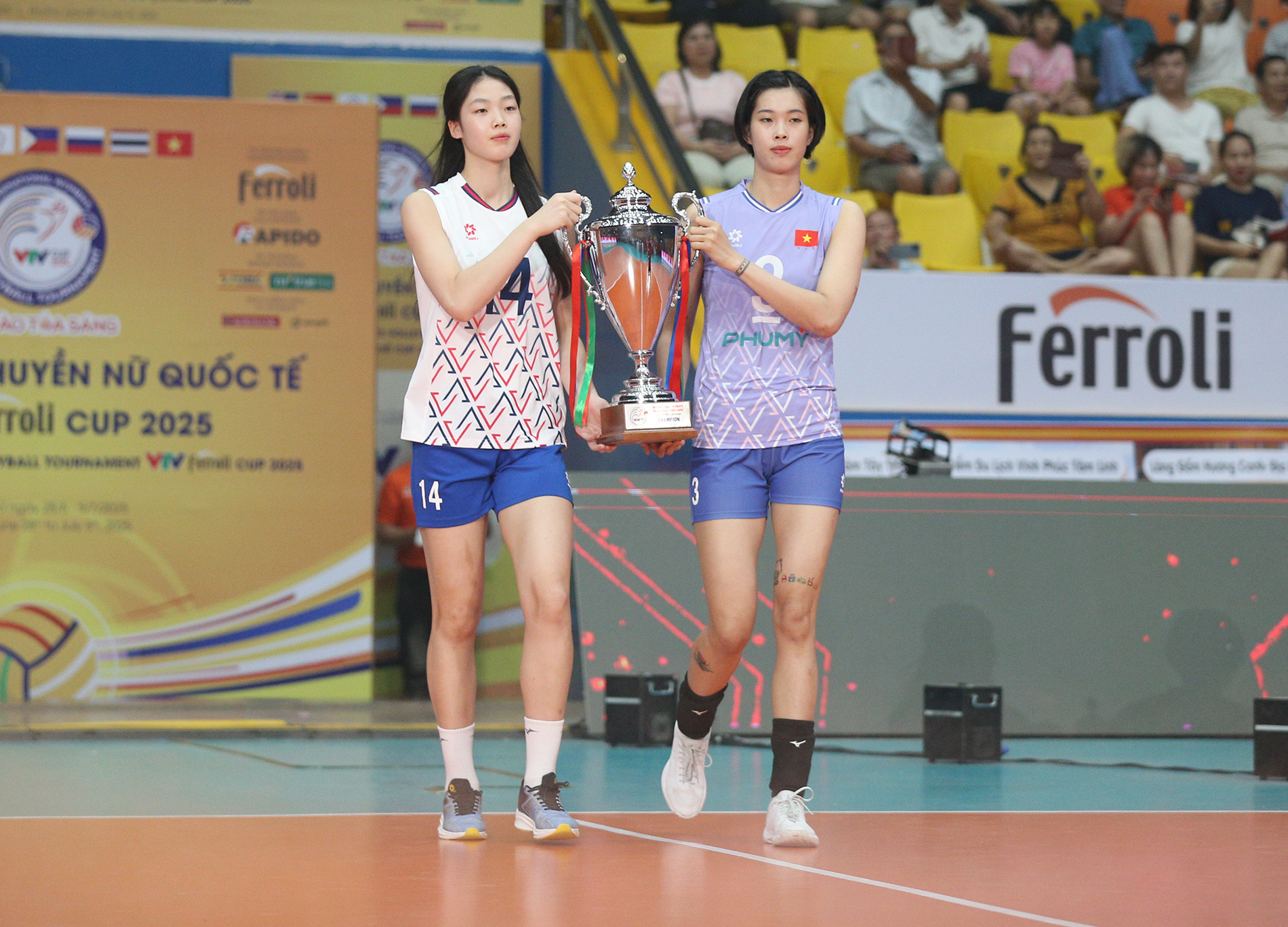 VTV Cup tưng bừng khai mạc, tuyển Việt Nam tự tin chiến thắng