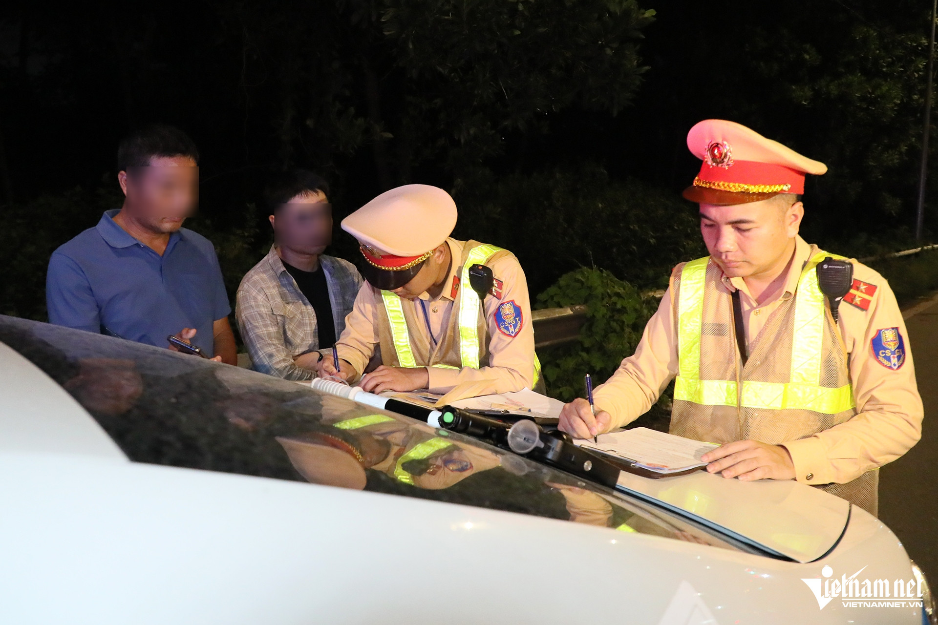 W-kiem tra xe khach 2.JPG.jpg