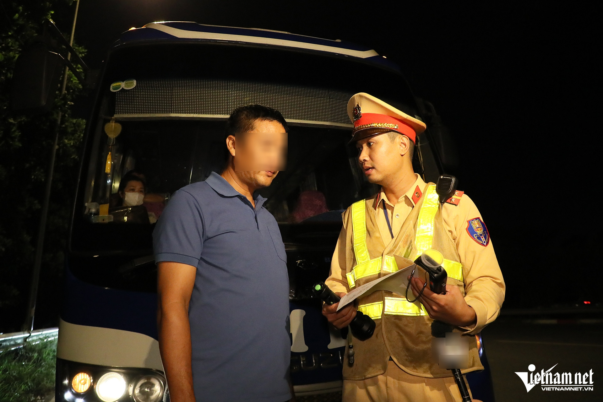 W-kiem tra xe khach.JPG.jpg