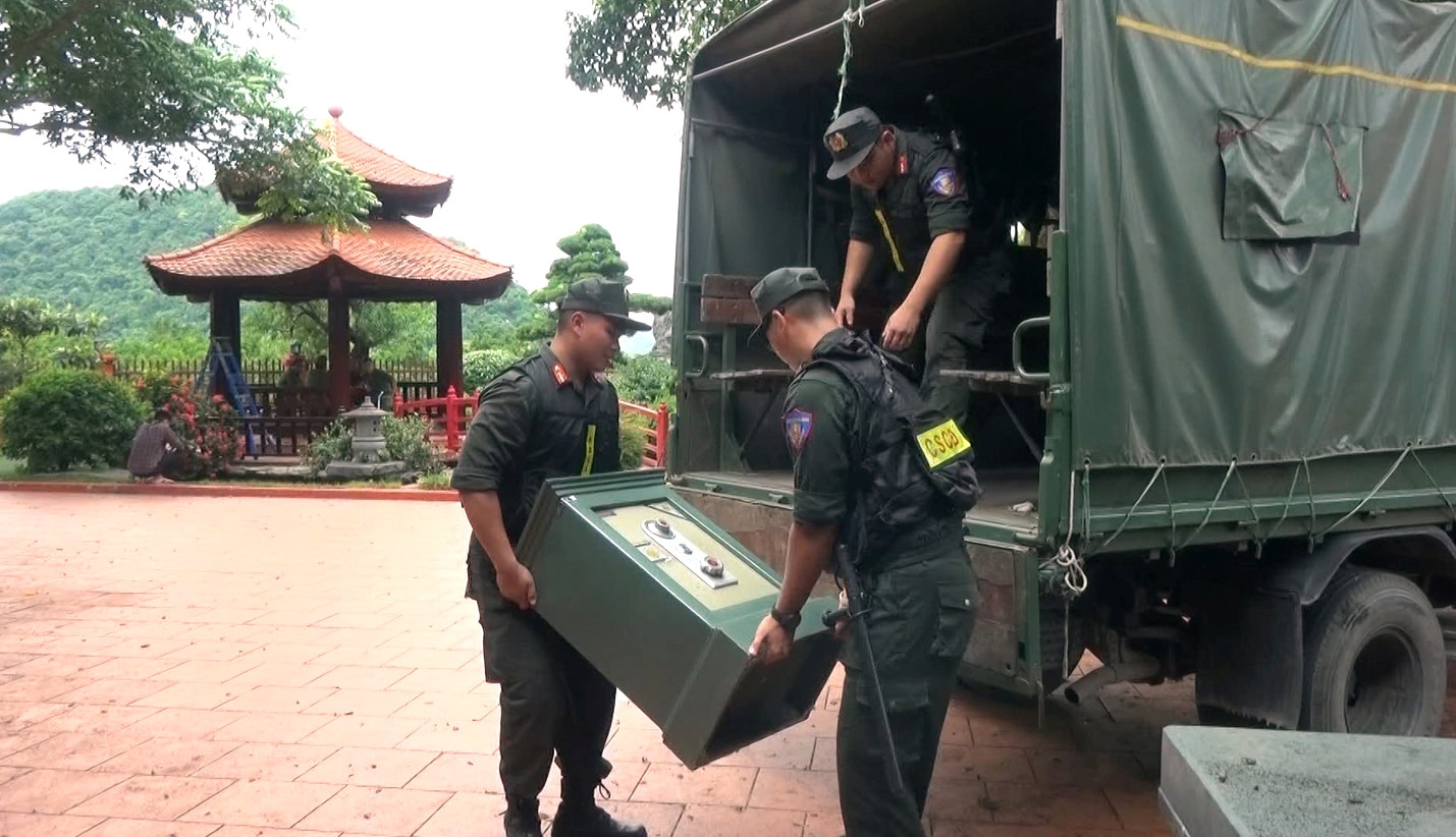 a3Chân dung trùm giang hồ .jpg