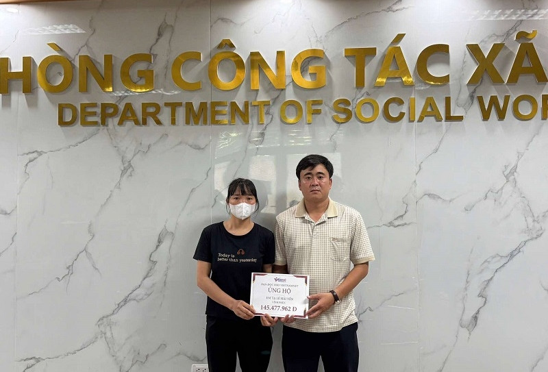 Bạn đọc giúp đỡ em Tạ Lê Hải Yến bị ung thư mang tai hơn 145 triệu đồng