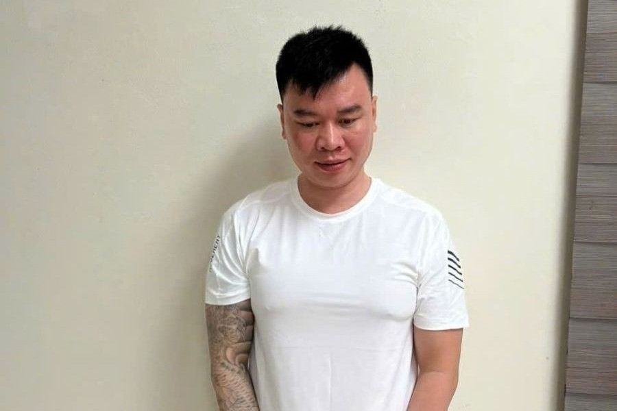 Công an Thanh Hóa bắt Thu ‘vệ sĩ’ buôn bán khí N2O