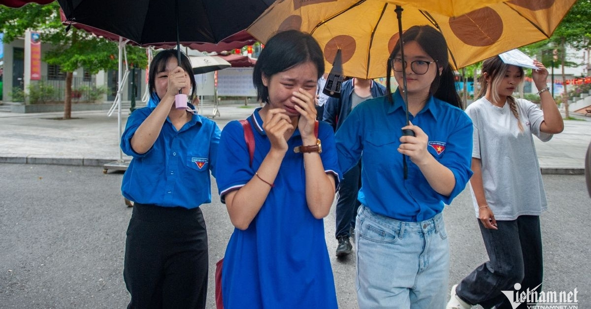 Đề thi Tiếng Anh: ‘Giáo dục cần những chuyển động có lộ trình, không phải là cú sốc’