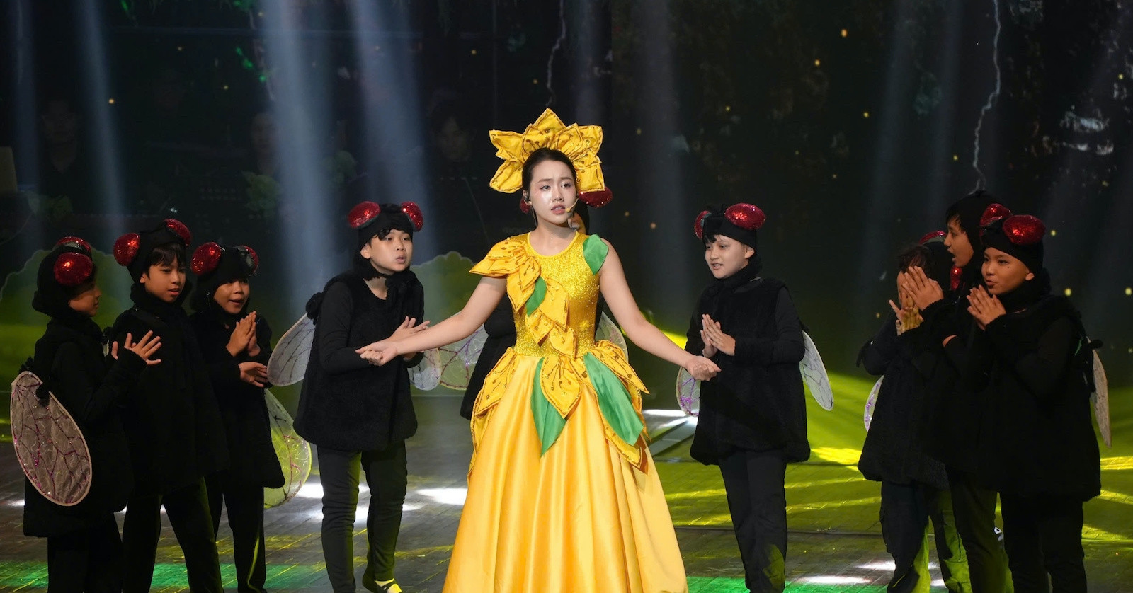 Khán giả rơi nước mắt bởi tiếng hát lay động của ca sĩ Bùi Hà My