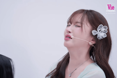 LyLy bất ngờ bị loại khỏi 'Em xinh say hi', Bích Phương khóc hết nước mắt