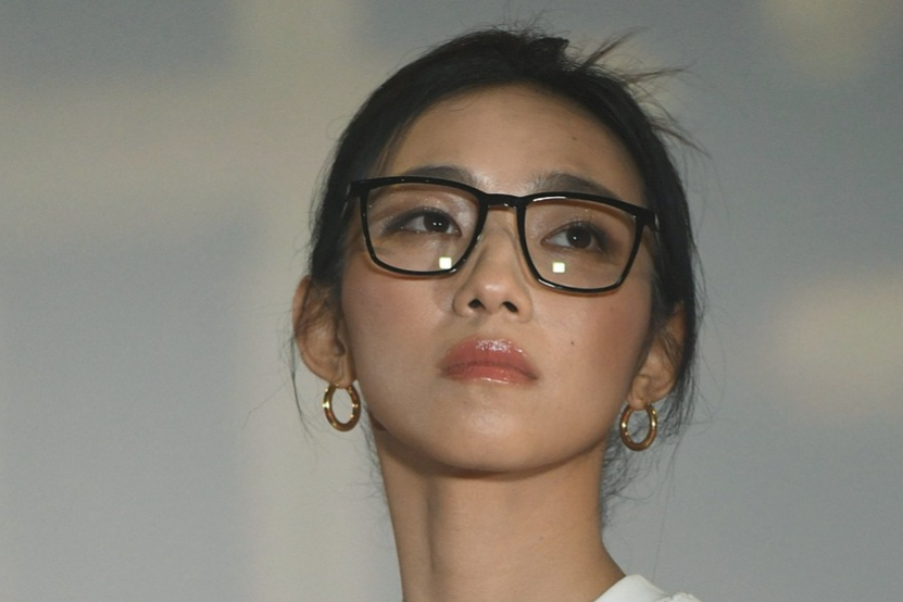 Nữ diễn viên nổi tiếng bị cáo buộc gian lận hồ sơ để thi đại học