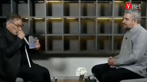 Quan chức cấp cao Iran 'đã tử vong' bất ngờ tái xuất