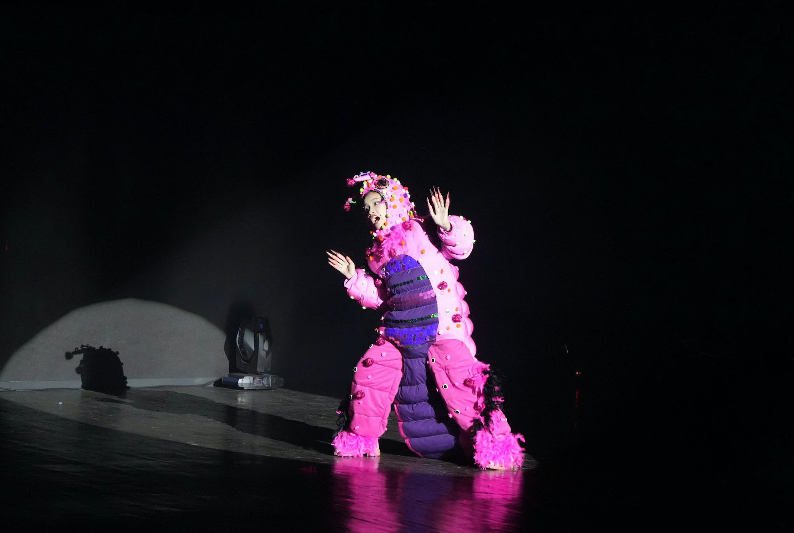 saurom đặng kim thiên kim.jpg