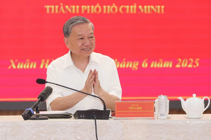 Tong Bi thu 2.jpg