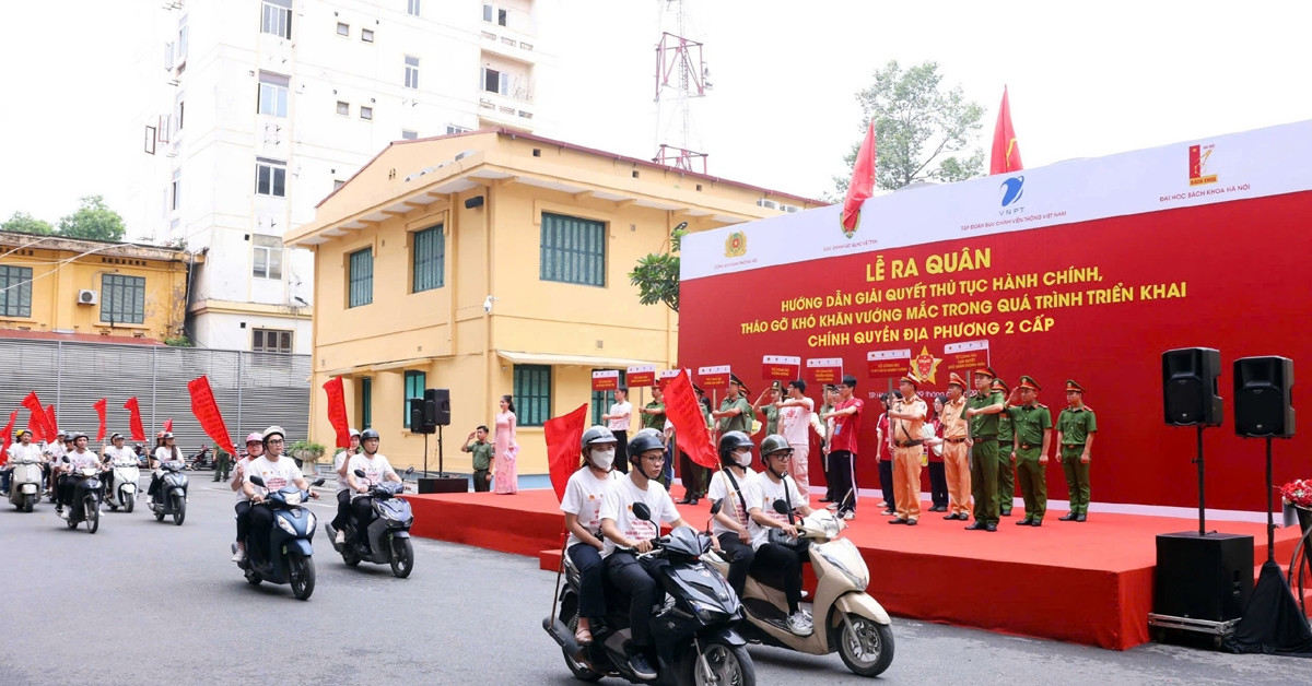 Tuổi trẻ Thủ đô ra quân hướng dẫn giải quyết thủ tục hành chính