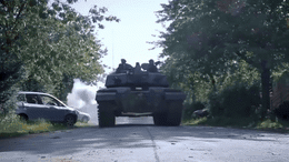 Challenger 2 TES công nghệ mới chịu cả chục quả RPG vẫn sống sót sau mọi cơn bão lửa