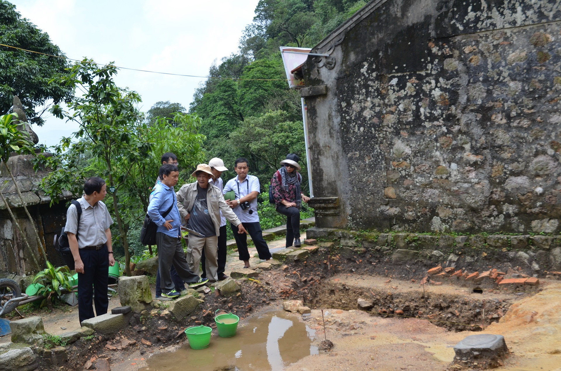 Anh 8 Gioi thieu khu vuc phat hien xa loi.jpg