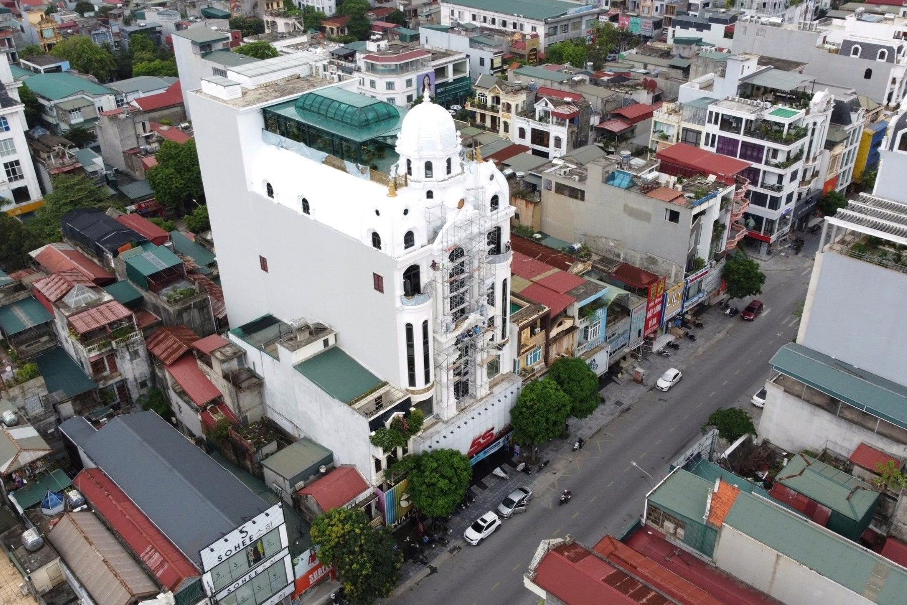 Cận cảnh biệt thự vừa bị khám xét của đại ca giang hồ Tuấn 'thần đèn' ở Thanh Hóa