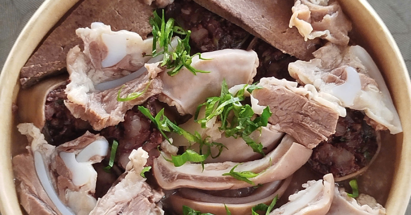 Dạ dày lợn có nhiều công dụng nhưng một số người nên tránh ăn