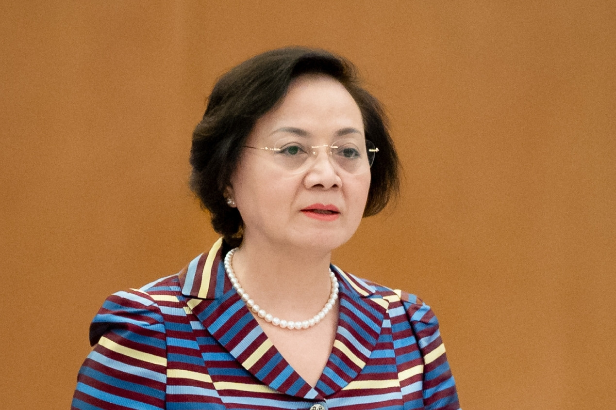 Đề xuất ký hợp đồng với doanh nhân xuất sắc làm nhiệm vụ công chức lãnh đạo