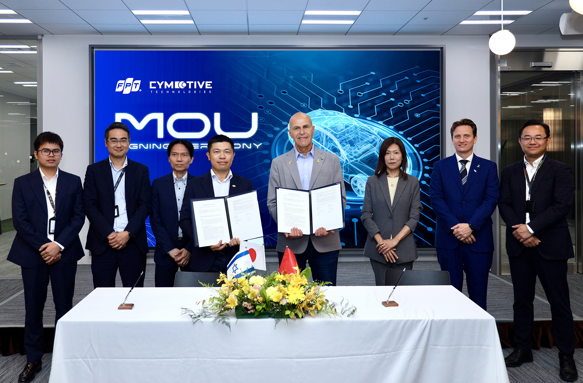 FPT hop tac CyMotive.jpg