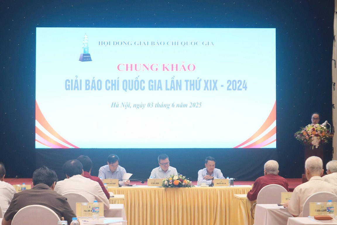 giải báo chí.jpg