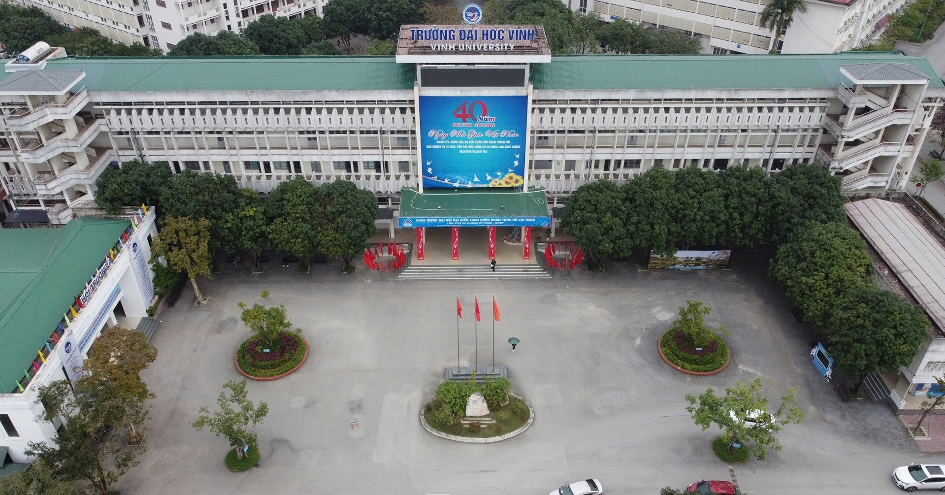 Thành lập hội đồng kỷ luật vụ 2 cán bộ Đại học Vinh bị tố gạ gẫm nữ sinh