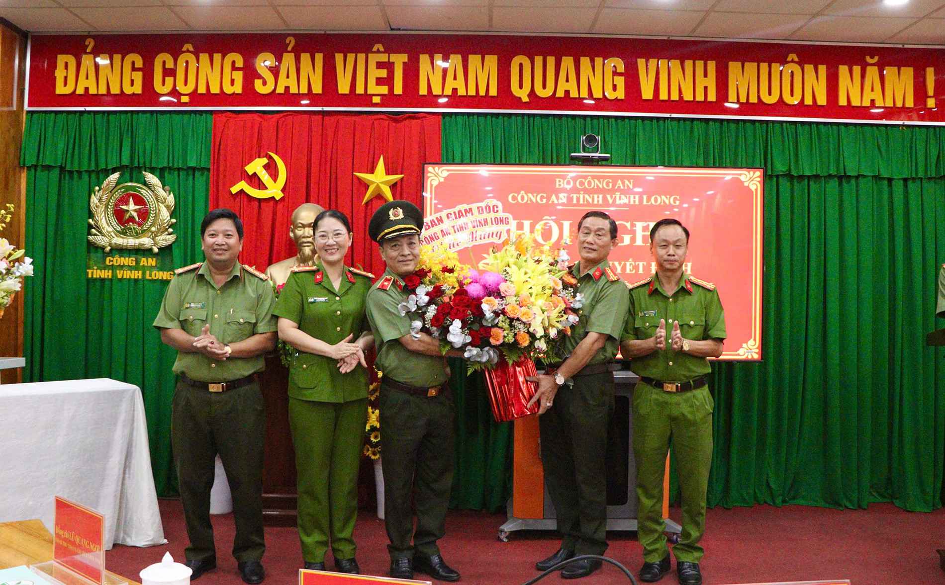 Thiếu tướng Dũng 3.jpg