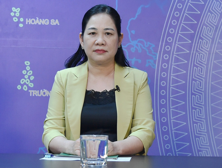 Thu truong Nong Thi Ha.jpg