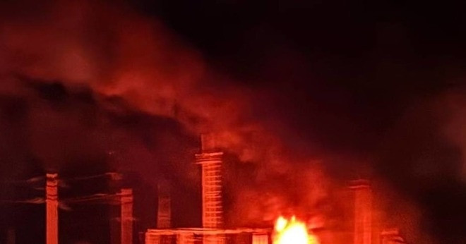 Ukraine tập kích cơ sở năng lượng Nga ngay sau đàm phán, gây mất điện diện rộng