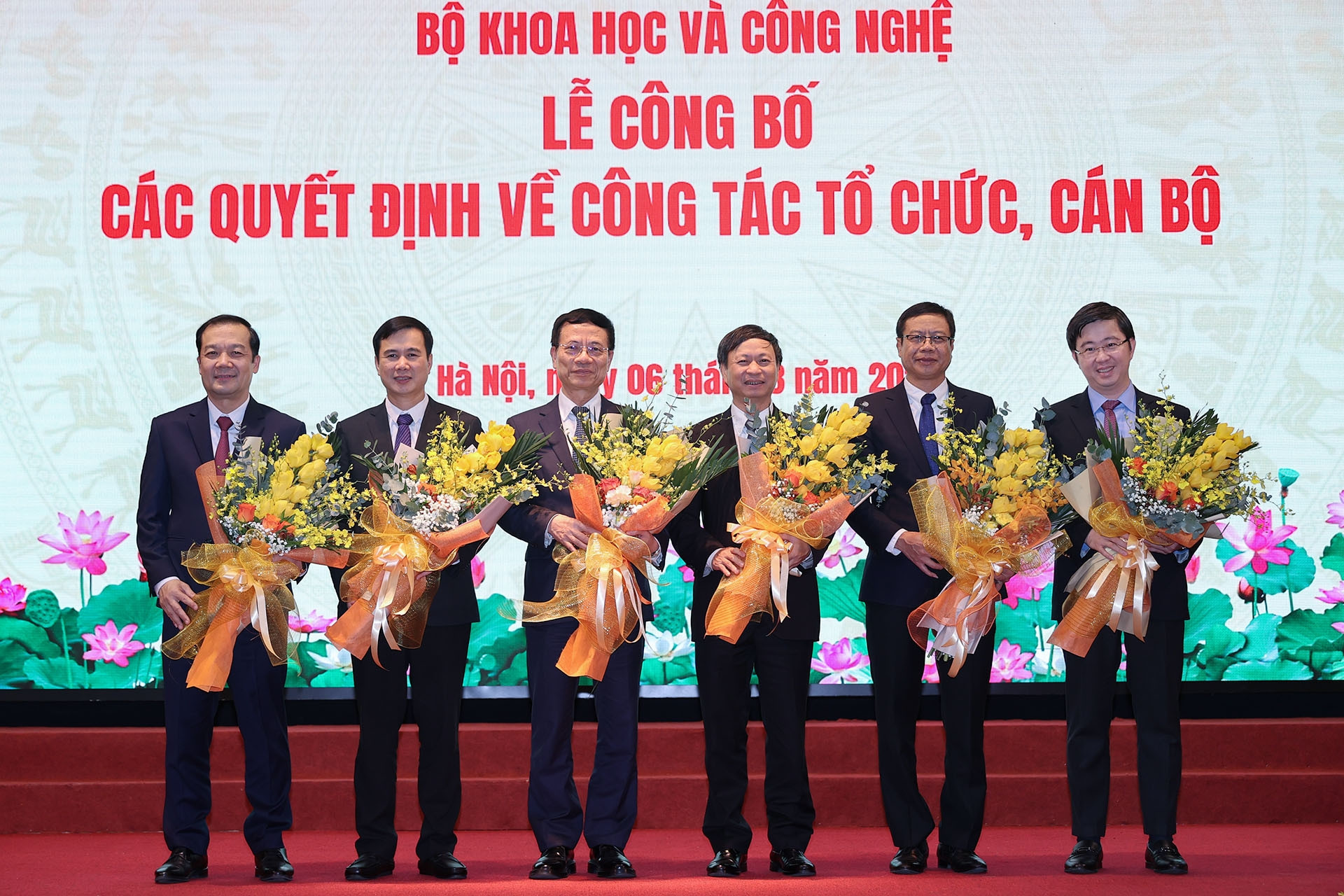 Bo KHCN.jpg