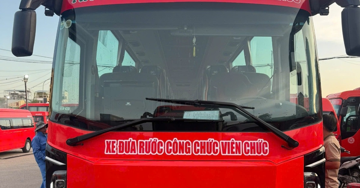 Bố trí xe đưa rước 968 cán bộ từ Bà Rịa - Vũng Tàu, Bình Dương đến TPHCM làm việc
