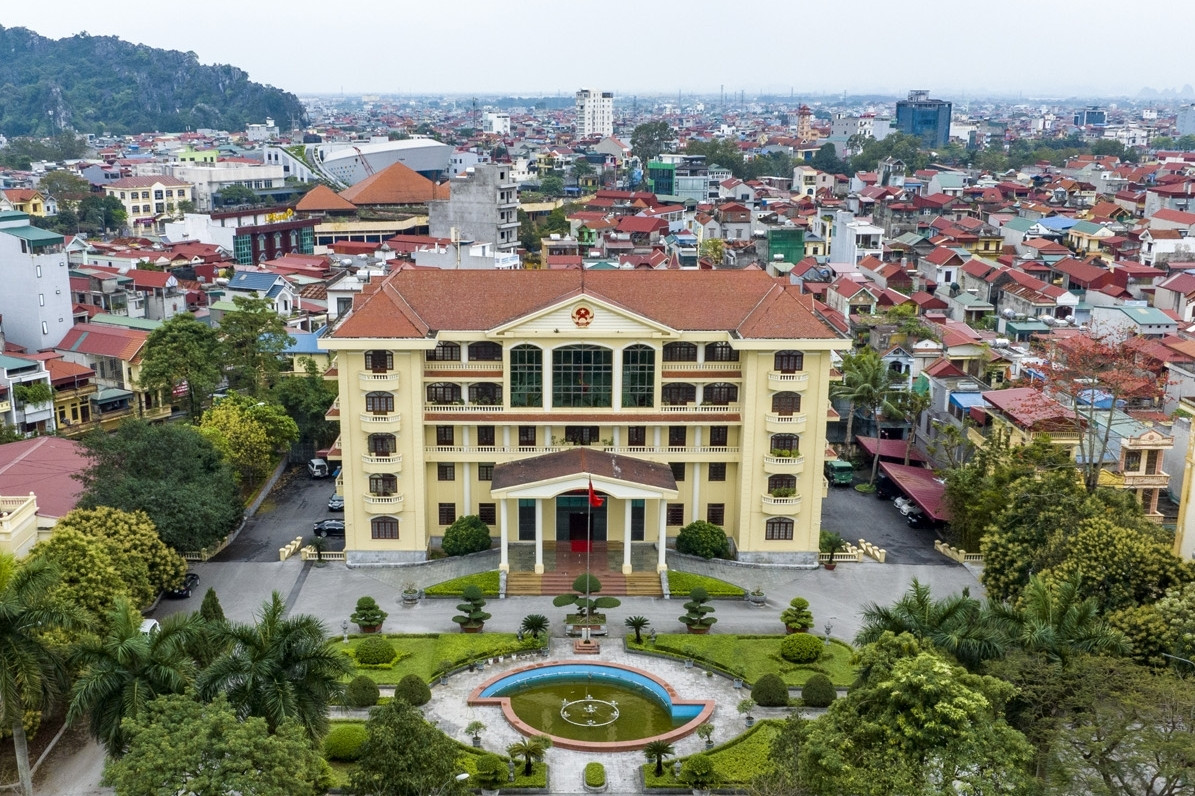 Danh sách bí thư, chủ tịch 129 xã, phường của tỉnh Ninh Bình mới sau sáp nhập