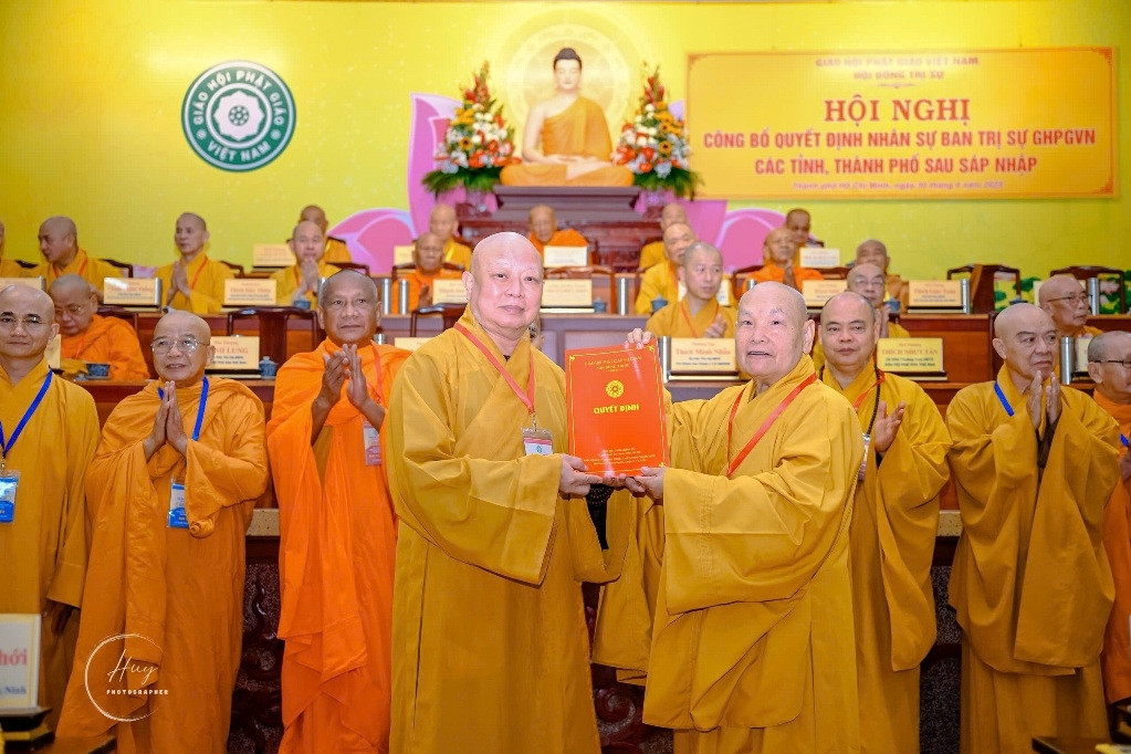 Giáo hội công bố nhân sự 15 ban trị sự Phật giáo các tỉnh, thành phía Nam