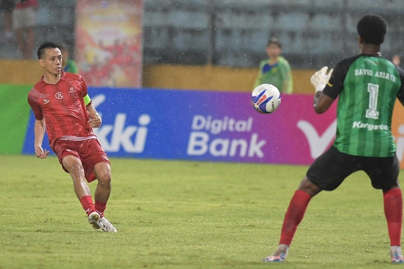 Văn Quyết lập cú đúp, Việt Nam All Stars thắng ngược đội Huyền thoại MU