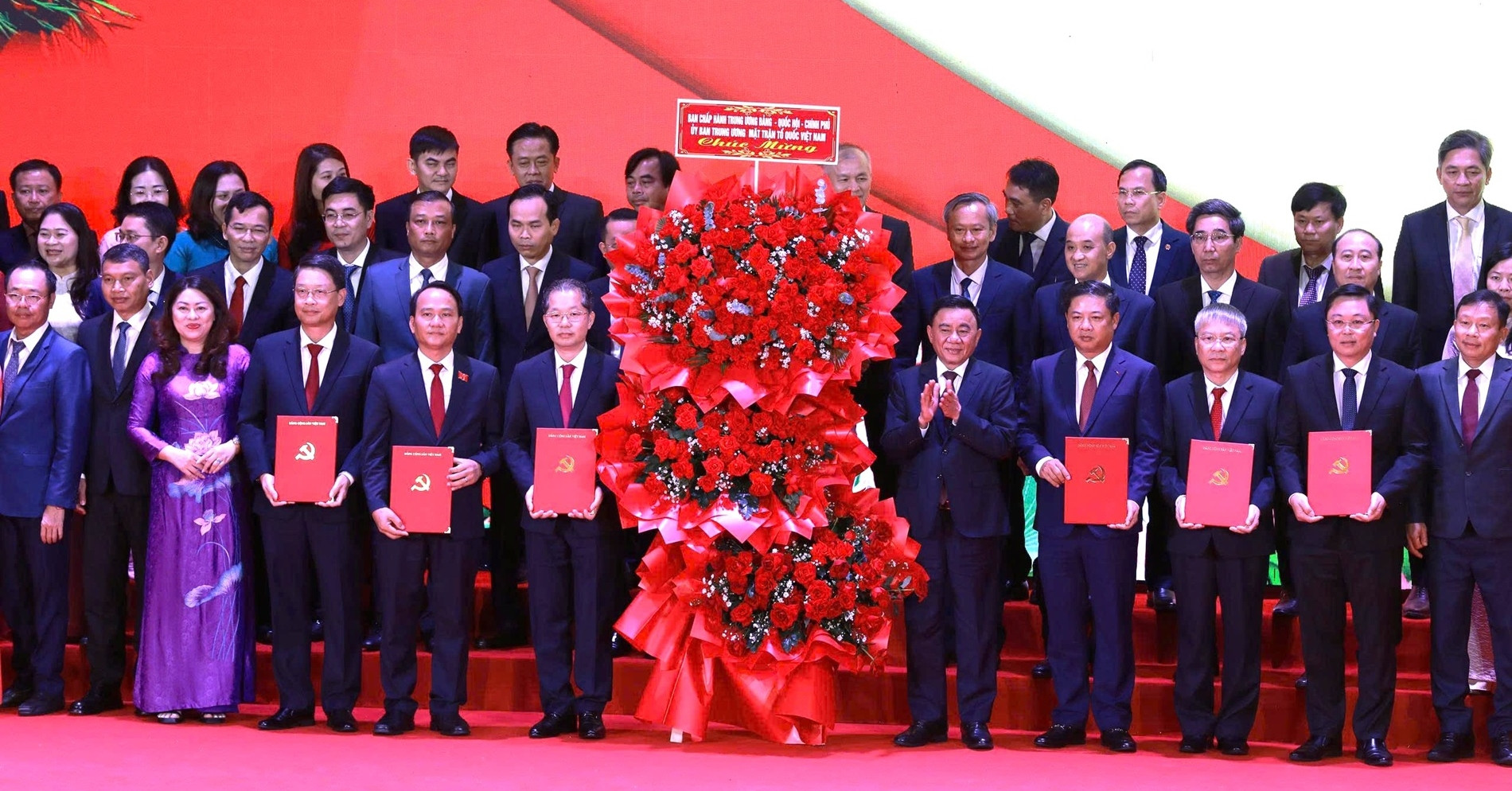 Với bộ máy mới, Đà Nẵng đang bước vào một giai đoạn chuyển tiếp quan trọng