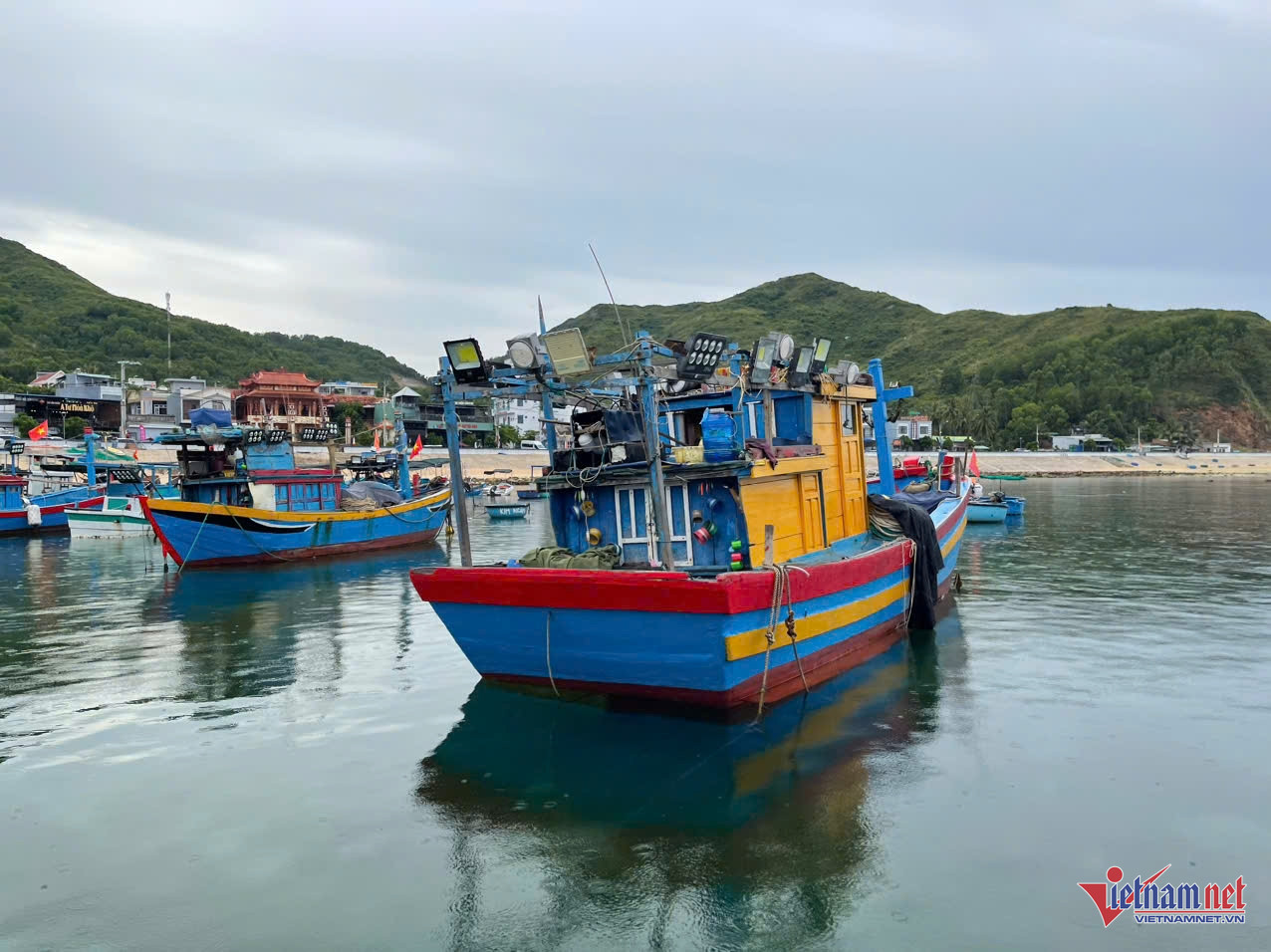 W-anh tin ca mau.jpg