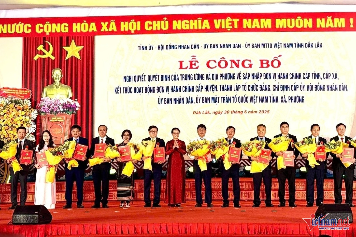 W-HAI DUONG 01.jpg