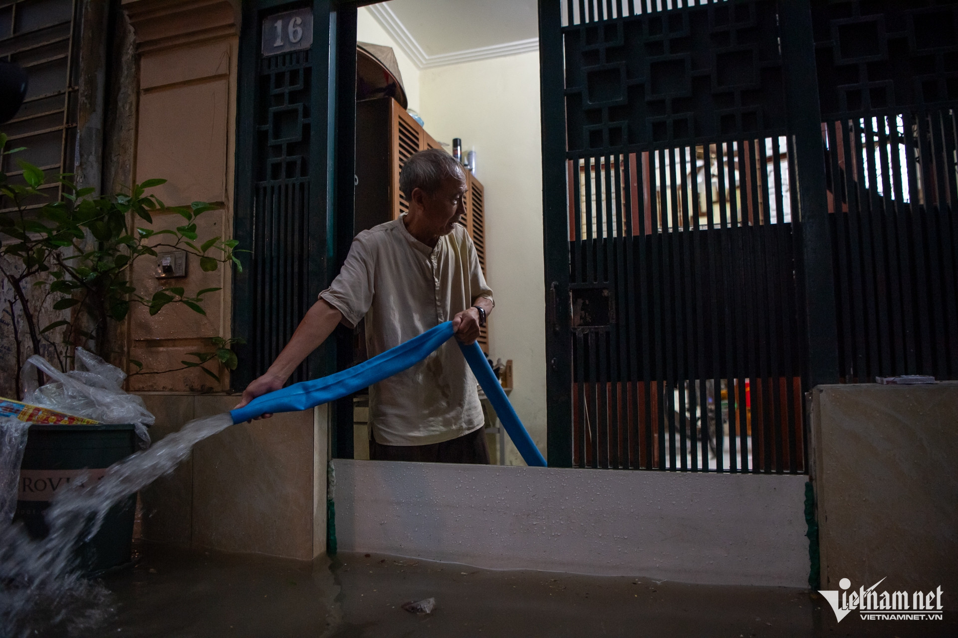 W-mua ngap Ha noi (22).jpg