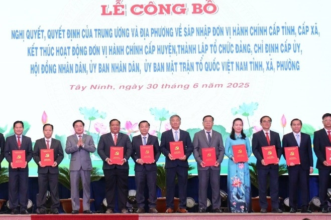 Xem danh sách 96 Bí thư xã, phường mới của Tây Ninh