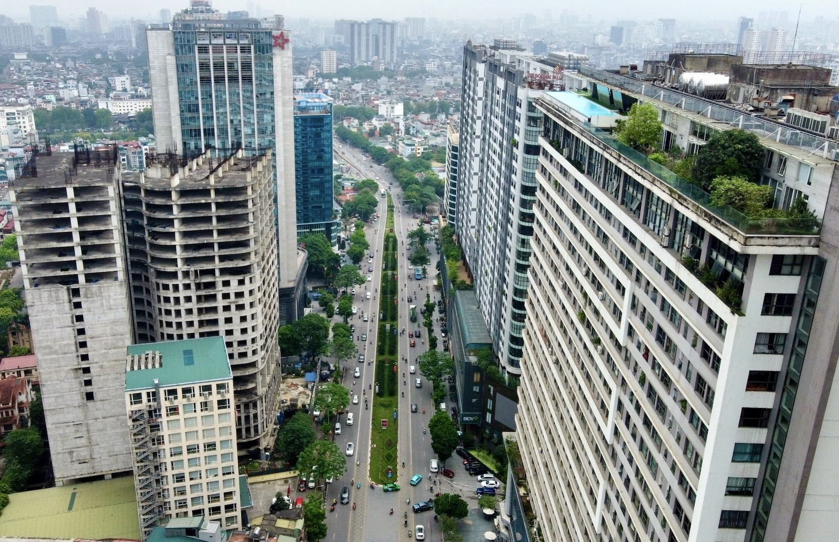 Xử lý nghiêm việc thổi giá khi người dân chỉ đủ mua 1/3 căn hộ tại Hà Nội