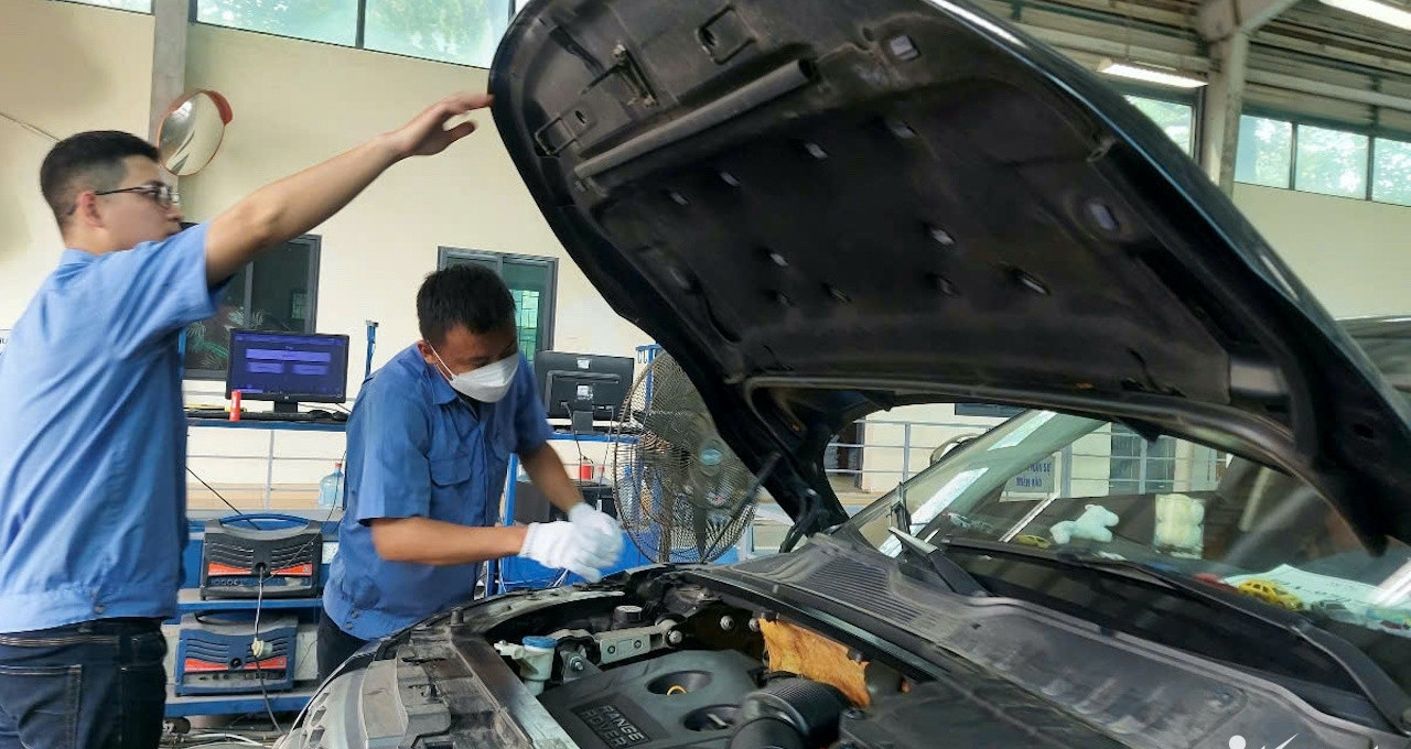 Cục Đăng kiểm kiến nghị ‘gỡ khó' cho hơn 800.000 xe kinh doanh vận tải