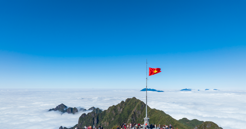 Khám phá điểm đến ‘mặc áo ấm giữa mùa hè’ Fansipan